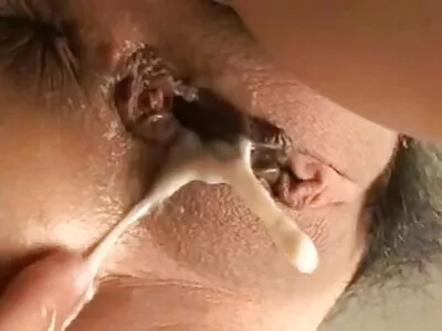 Dominant MILF ទទួលបានក្រែមលាបមាត់ បន្ទាប់ពីវីដេអូរួមភេទតាមរន្ធគូថ (Ryan Conner)